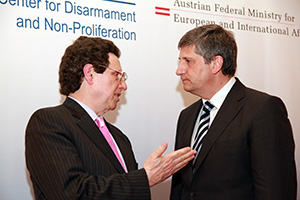 CNS Director William Potter and Minister Michael Spindelegger.